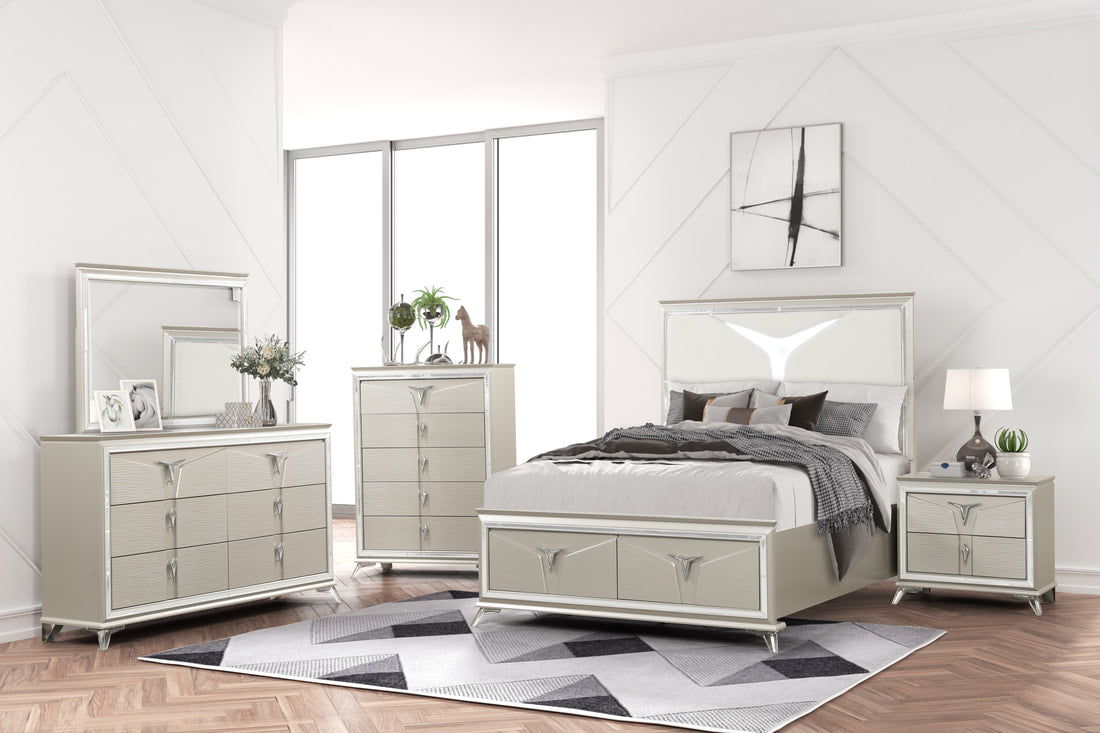 Master 4pc or 5pc Bedroom Set
